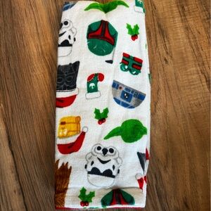 2 Pack Star Wars Christmas Hand Towels